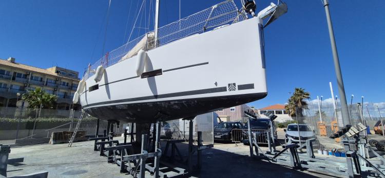 DUFOUR 412