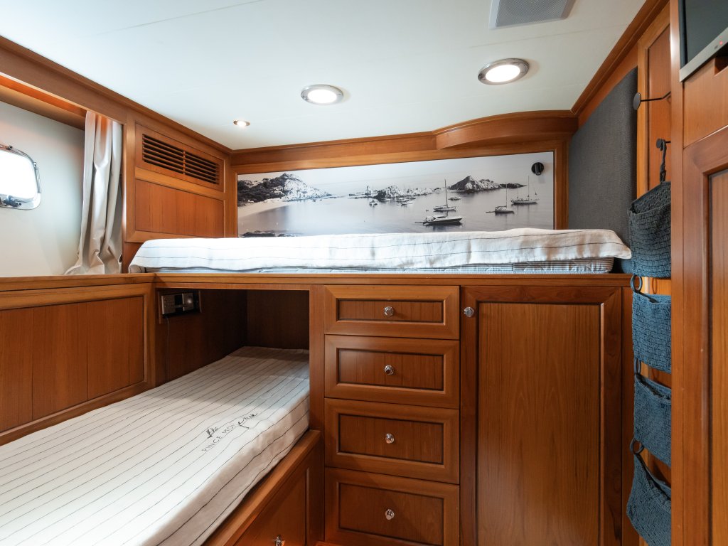 TRADER 64 Sunliner