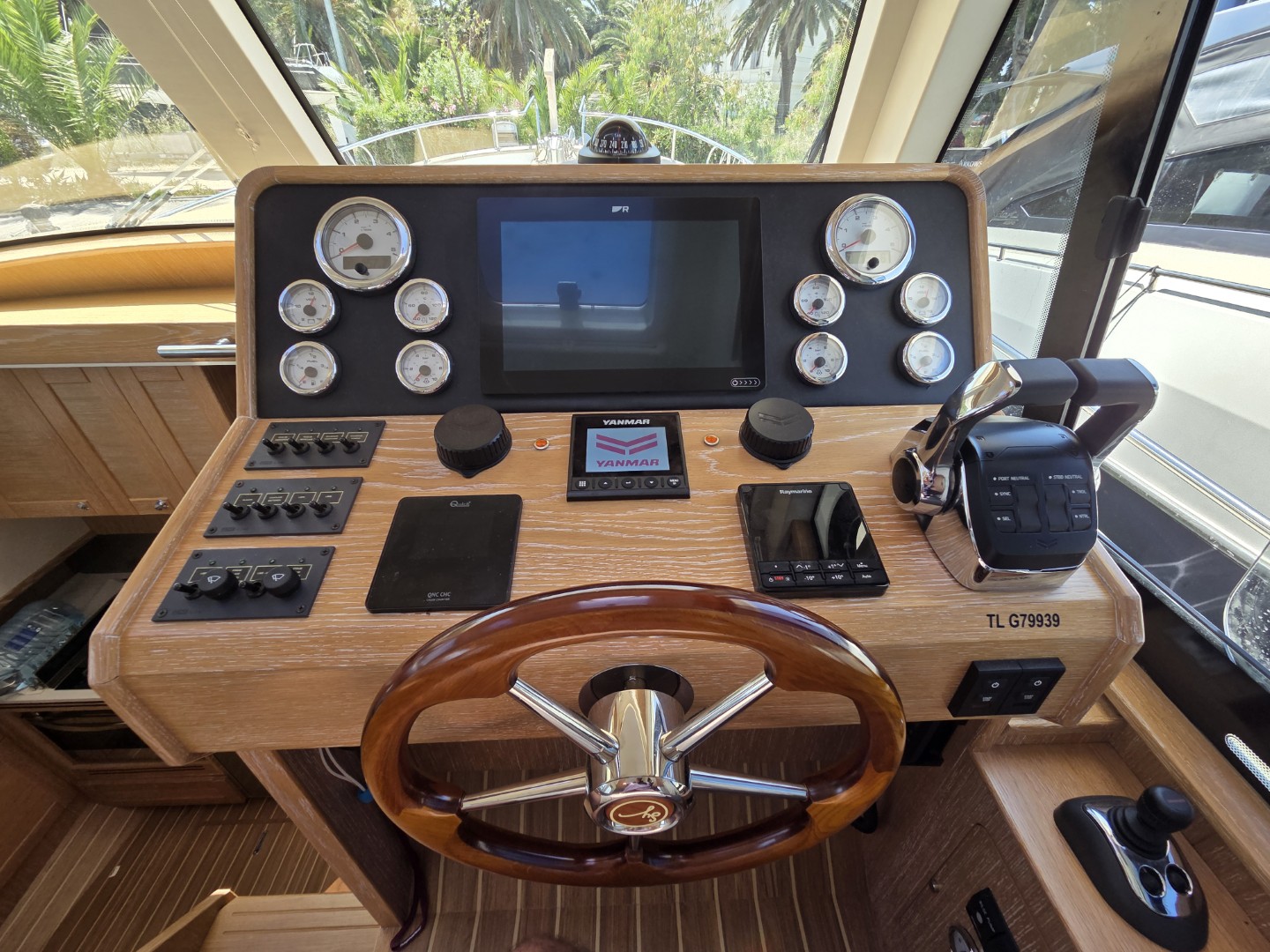 SASGA YACHTS 42 hard top