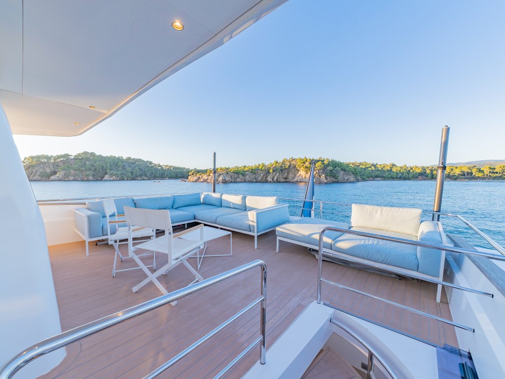 JFA YACHTS Long Island 78 Power