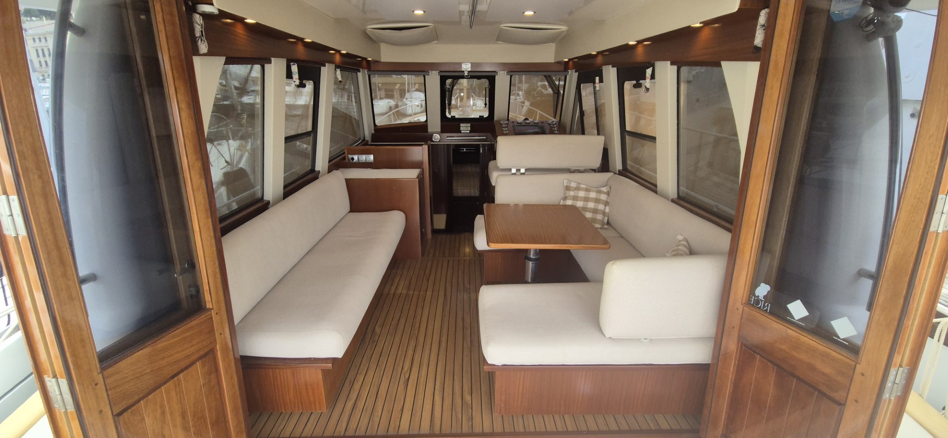 SASGA YACHTS 42