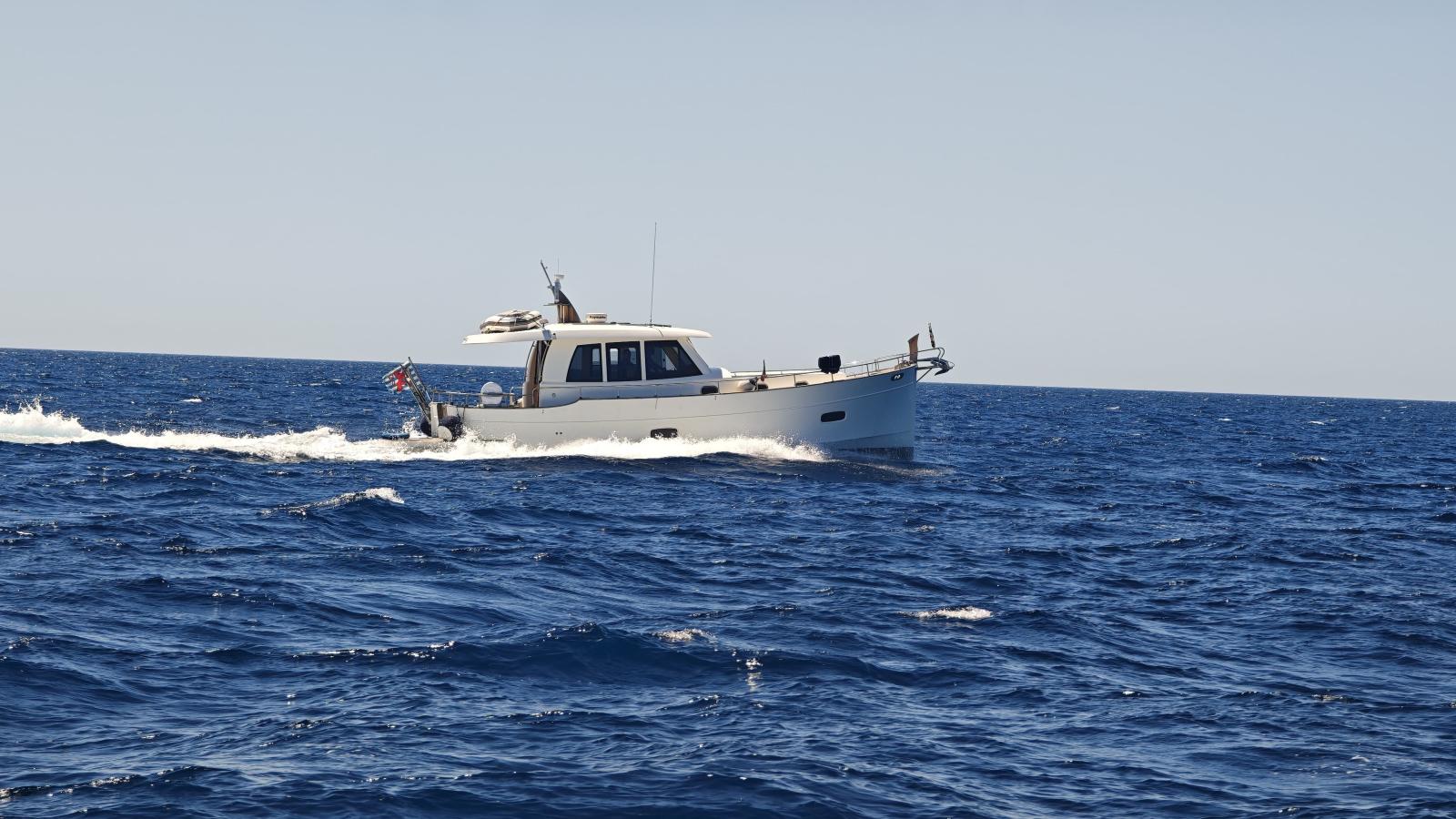 SASGA YACHTS 42