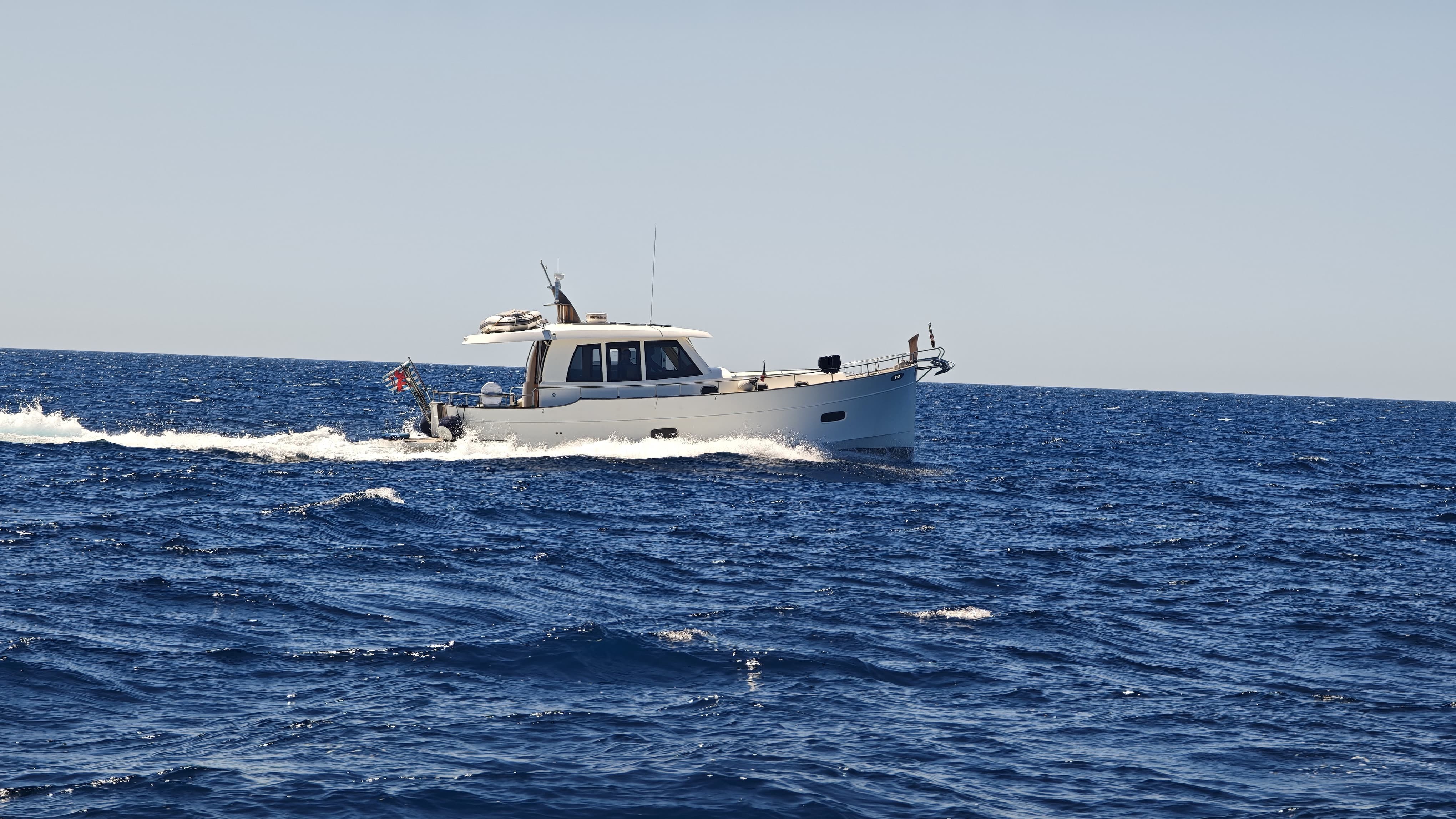 SASGA YACHTS 42