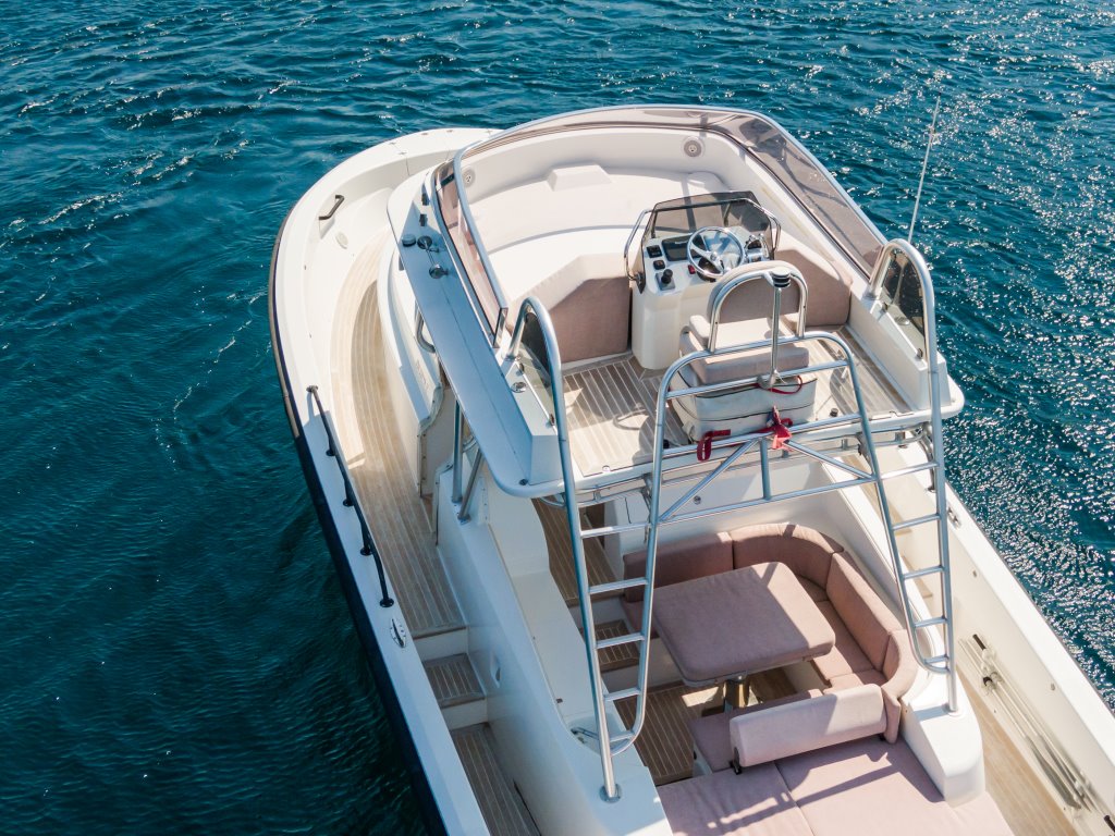Bluegame 40 explorer