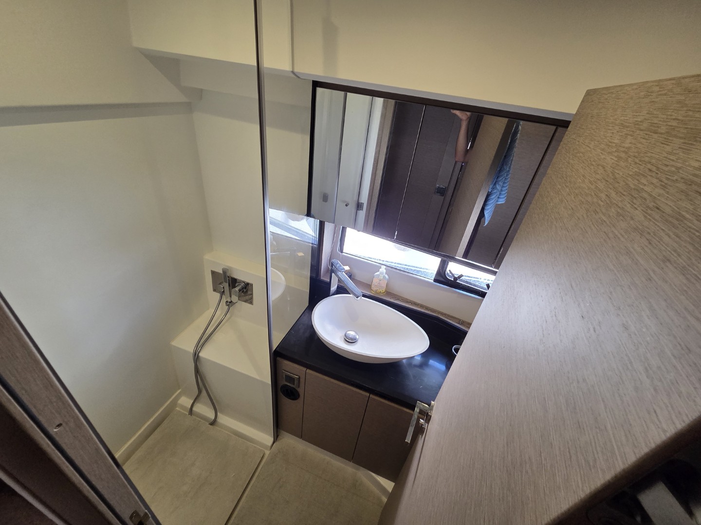 prestige 460 fly
