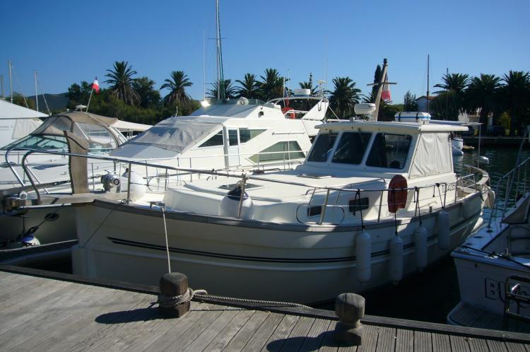 MENORQUIN 120
