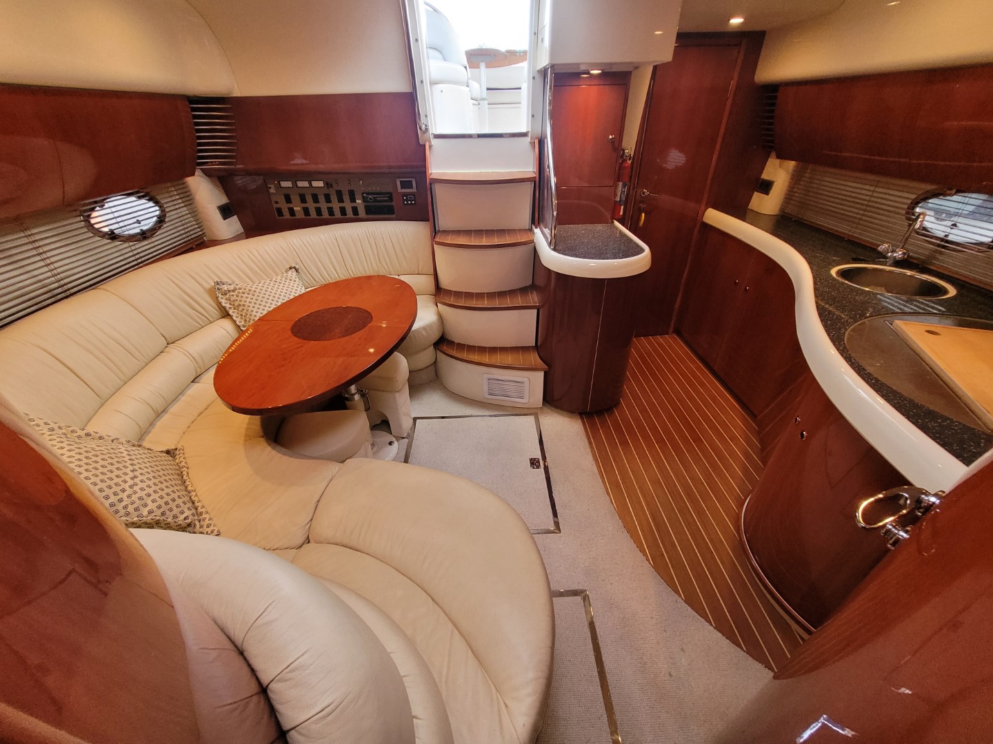 FAIRLINE Targa 43