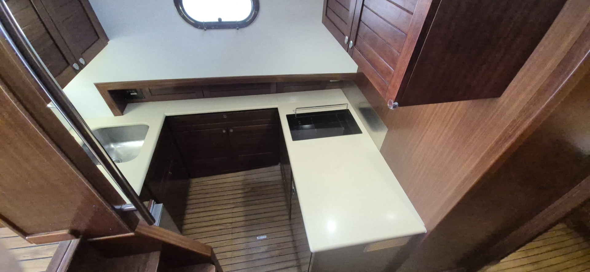 SASGA YACHTS 42