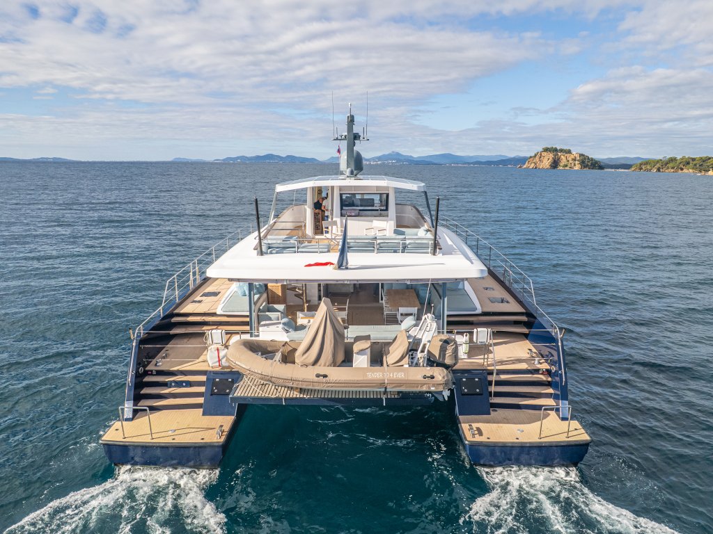JFA YACHTS Long Island 78 Power