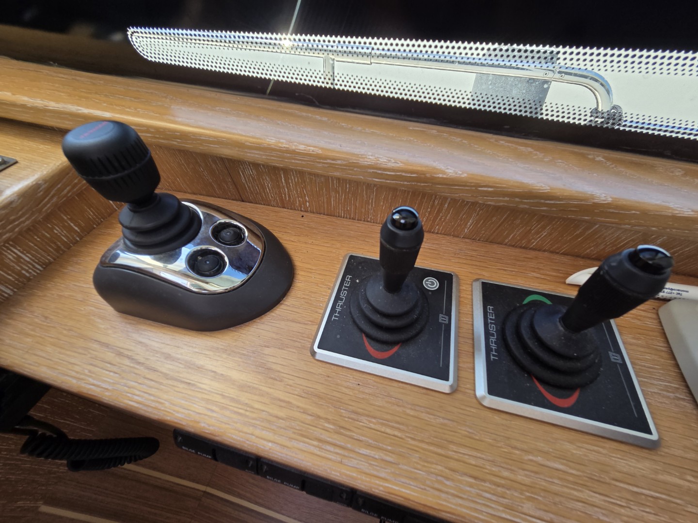 SASGA YACHTS 42 hard top