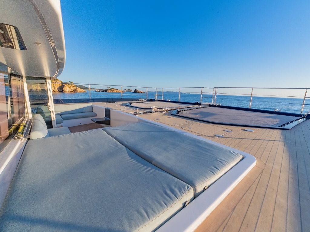 JFA YACHTS Long Island 78 Power
