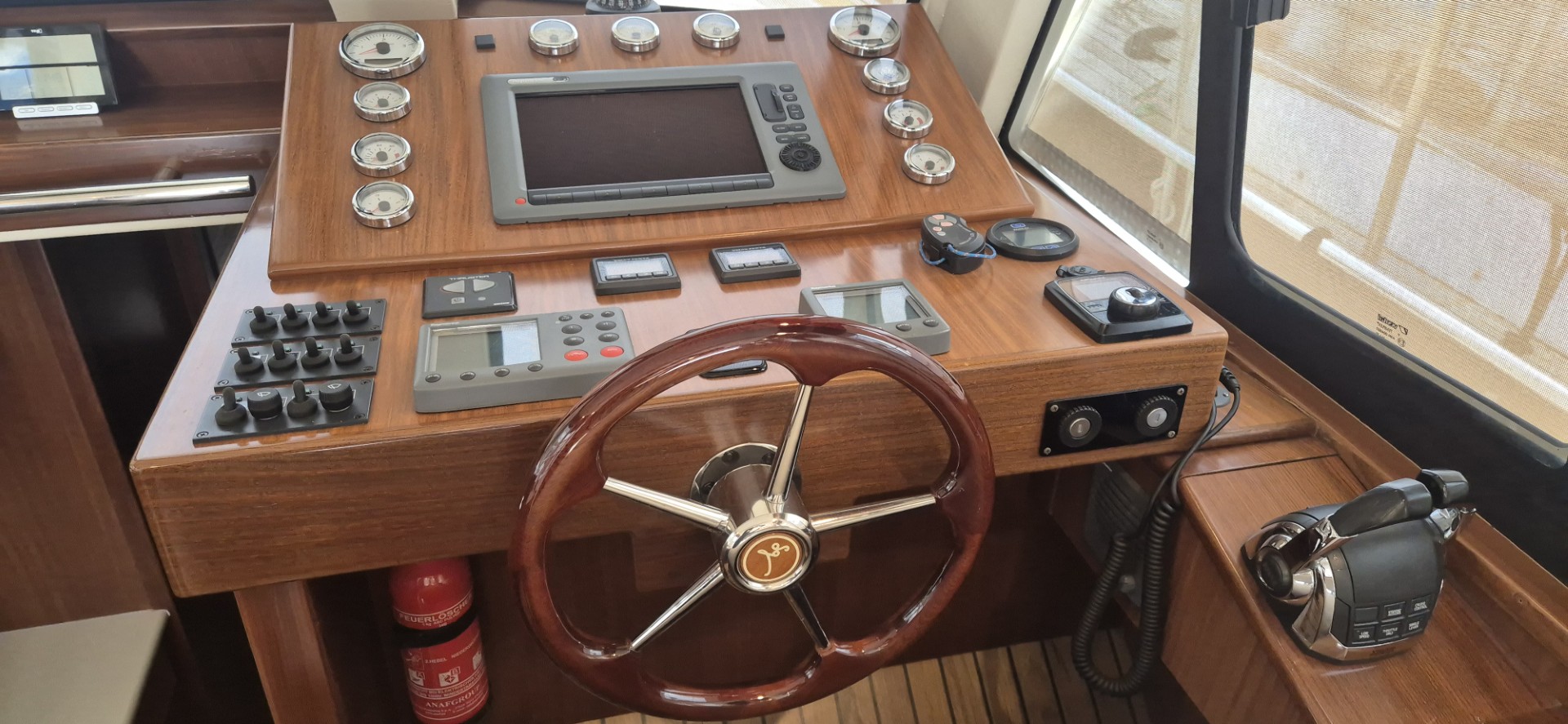 SASGA YACHTS 42