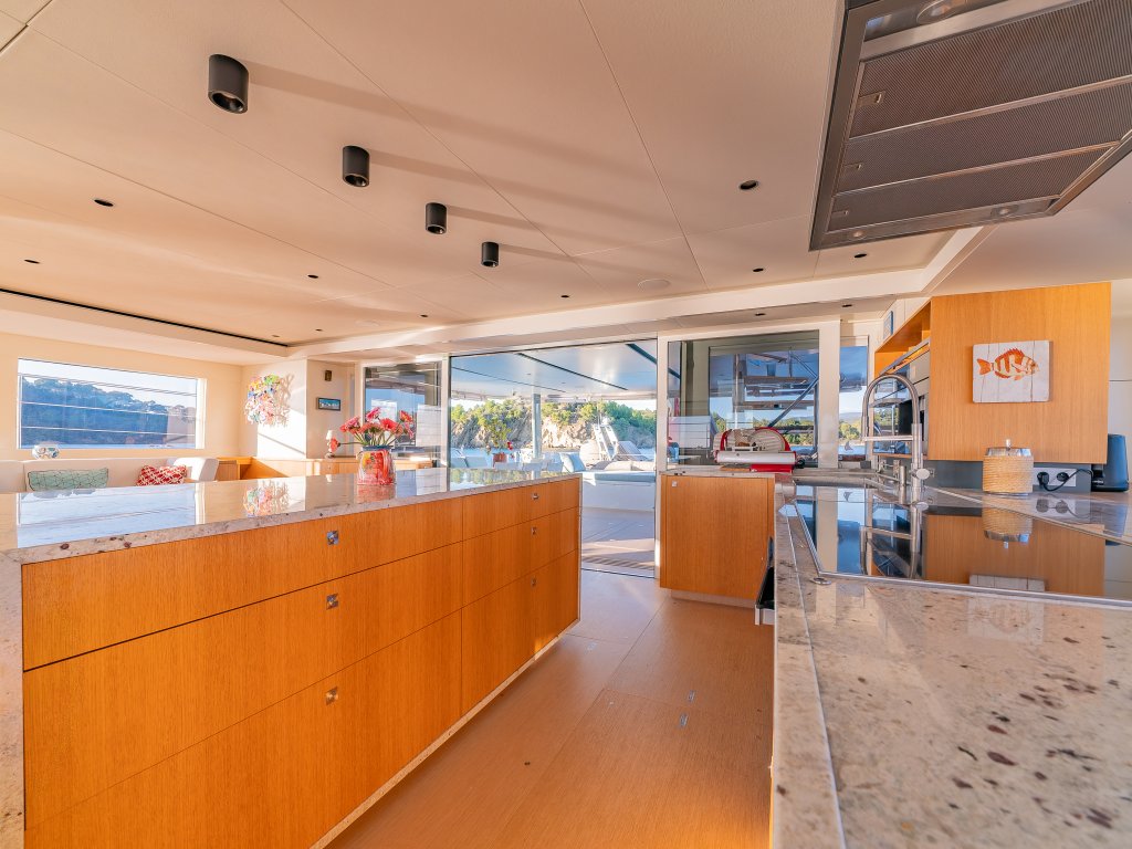 JFA YACHTS Long Island 78 Power