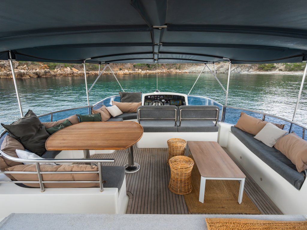 TRADER 64 Sunliner