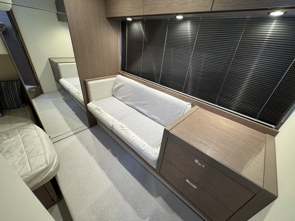 Princess V40