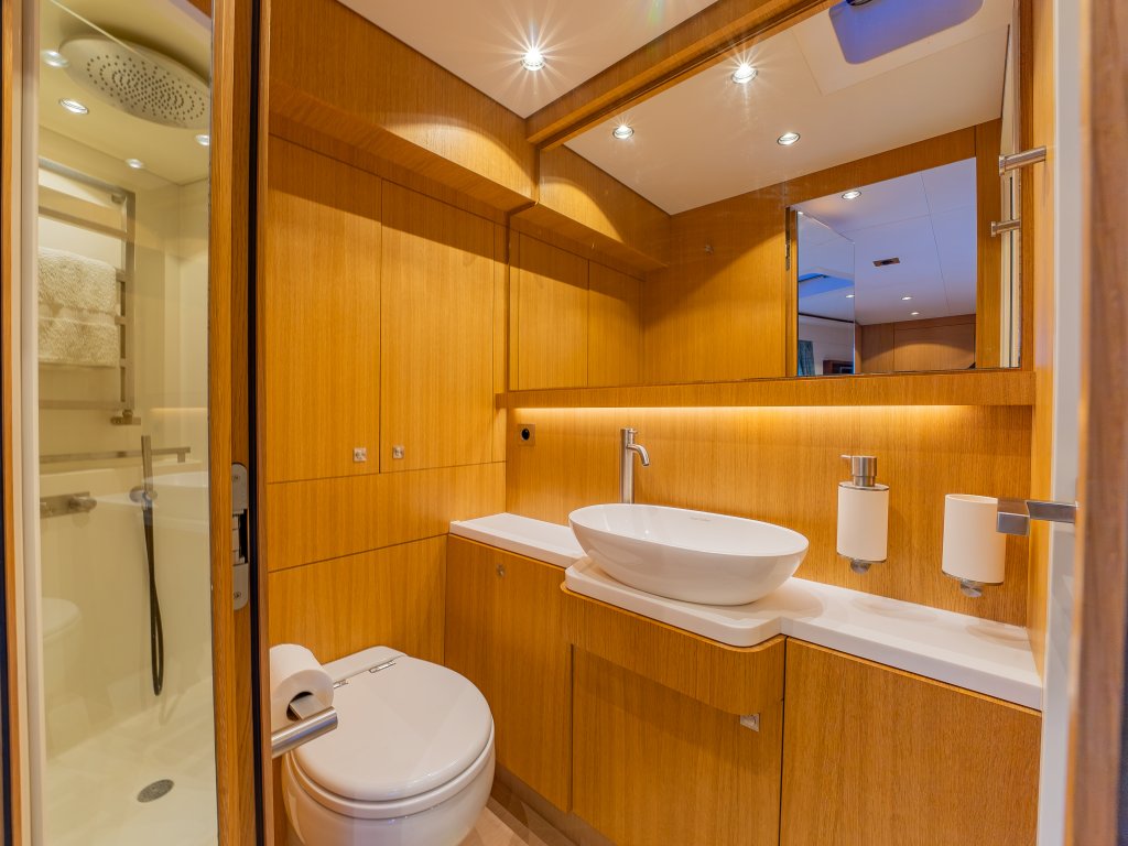 JFA YACHTS Long Island 78 Power