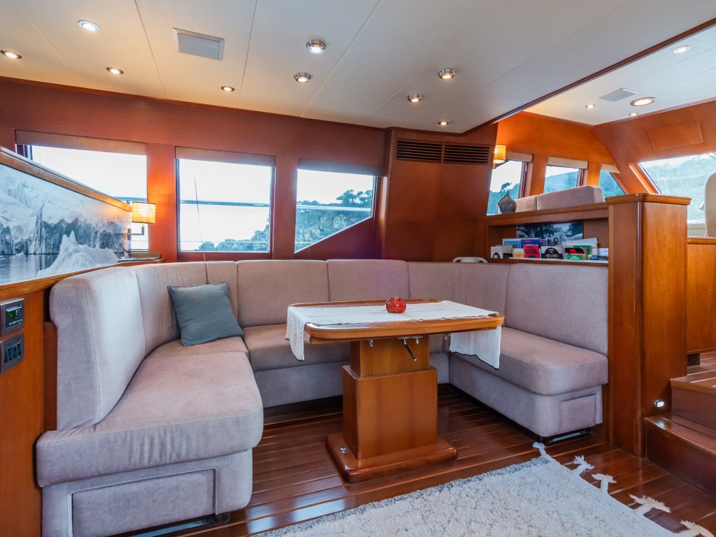 TRADER 64 Sunliner