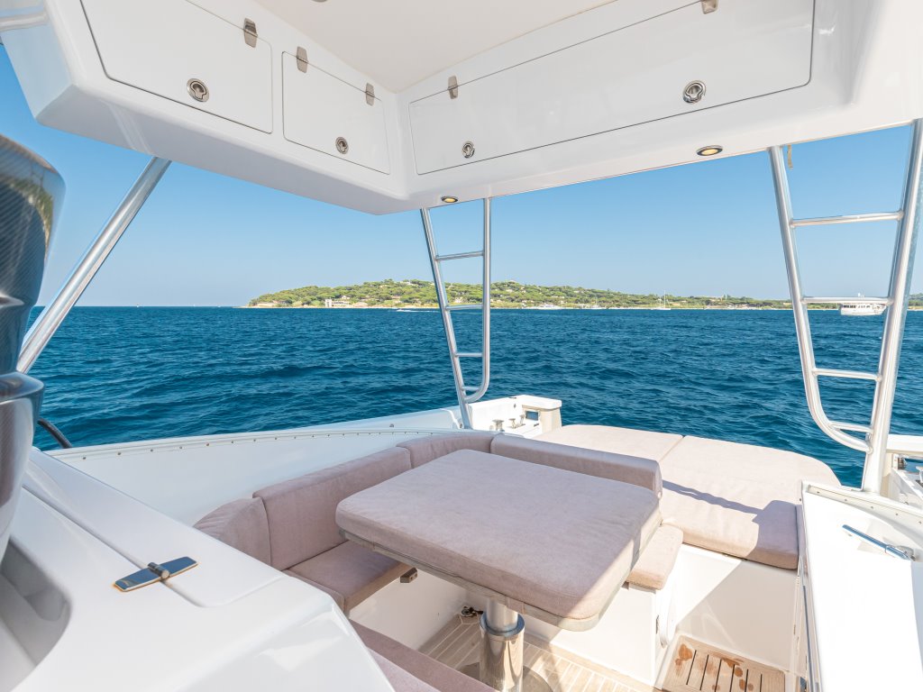 Bluegame 40 Explorer